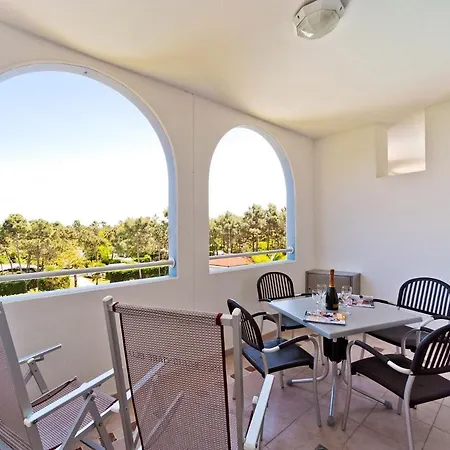 Aldeamento Turístico Villaggio Mare Blu 5*
