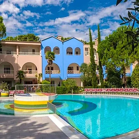 База відпочинку Villaggio Mare Blu 3*